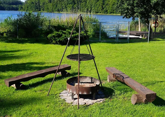 Home, Vakantiehuis *